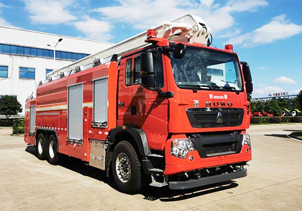 舉高噴射消防車